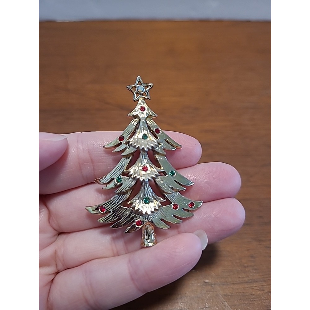 Brooch Tancer-II Christmas Tree Rhinestone Gold Tone Vintage Pin Star Mcm